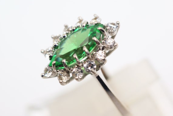 Natural Emerald, Marquise Cut, set in 14 Kt White… - image 6