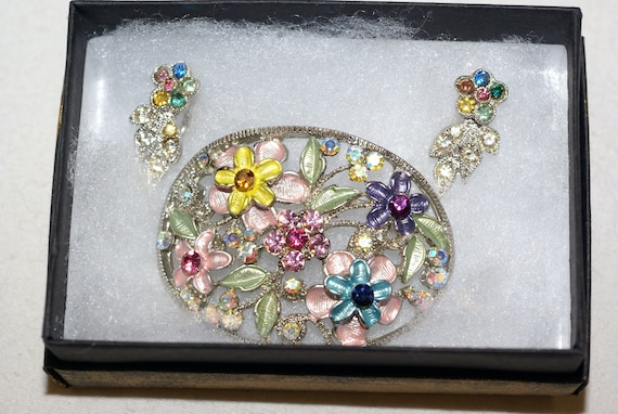 Vintage Pin and Earring set - image 1