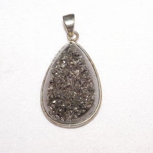 Druzy Pendant set in Sterling Silver
