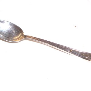 Greek Liner Spoon Rockingham Plate