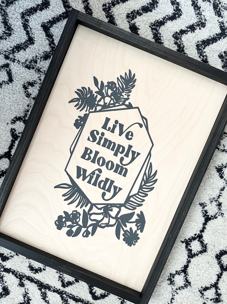 Live Simply Bloom Wildly quote painted wood sign signs art wall home decor baby nursery shower gift floral boho immagine 3