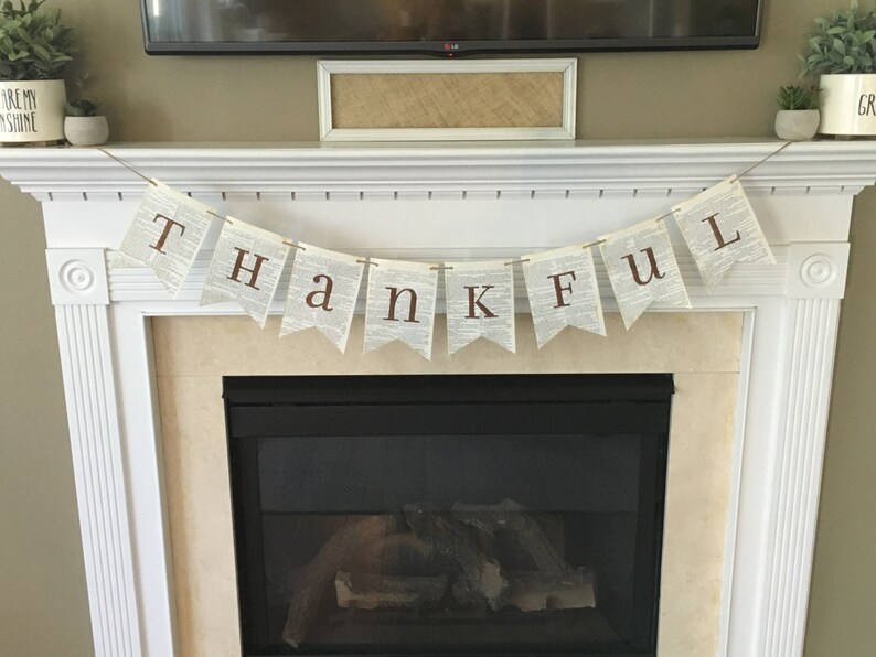 THANKFUL homemade book page banner fall thanksgiving decor decoration sign garland bunting afbeelding 5