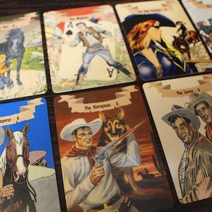 Western Tarot Card Deck: Golden Age Comic Book Images (Poker Size)