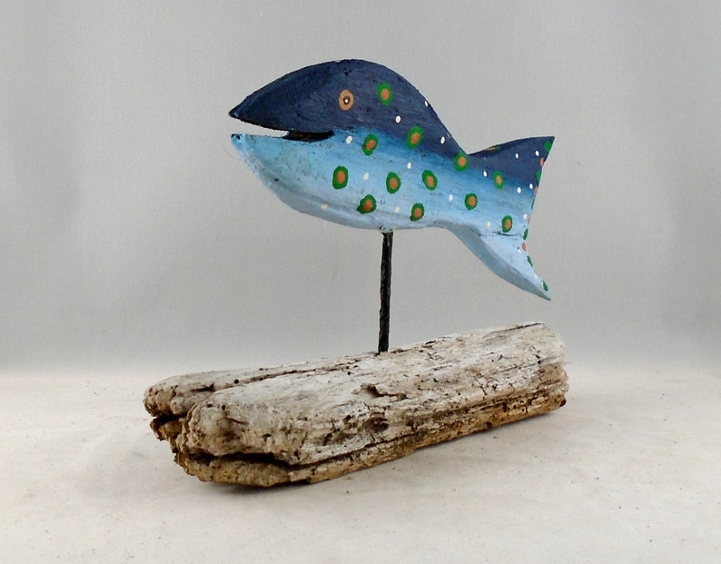 Small Driftwood fish on driftwood base