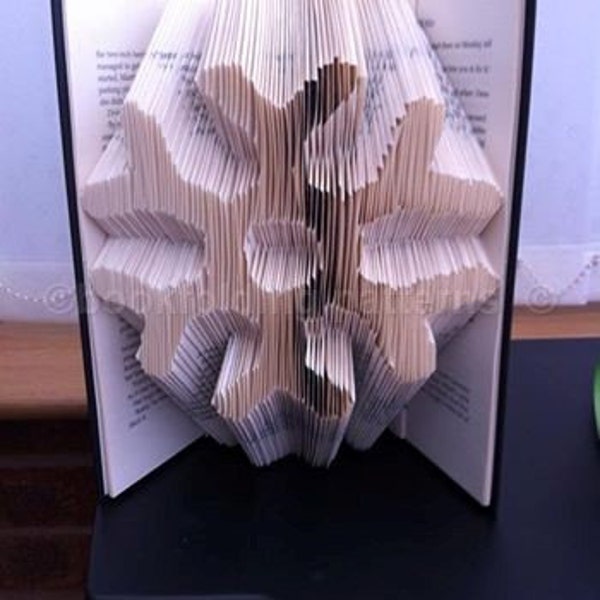 snow flake book folding pattern