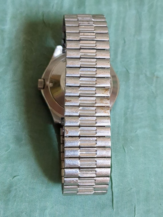 Rare vintage Mens Bulova wrist watch/Very nice co… - image 3