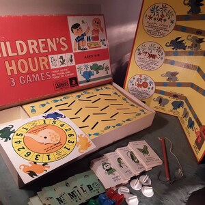 Vintage Children&#39;s Hour Board Game, 3 games in one. 1961 Parker Brothers