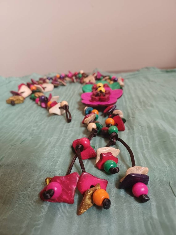 Multi colored BOHO coconut shell bead necklace/Fl… - image 3