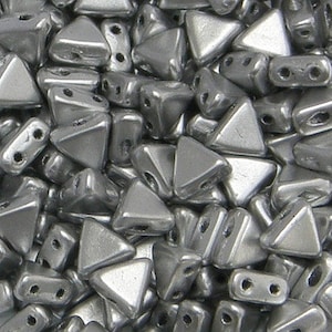 Kheops Par Puca, Aluminium argenté mat, Perles de verre 2 trous, (khp-00030-01700), 6 mm, 25 pièces
