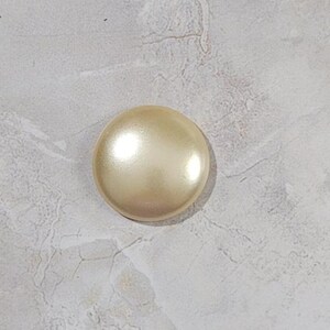 Cabochon par Puca® - Paris Bead, Cream Pearl, 25mm diameter, Puca Cabochon, 02010-11411