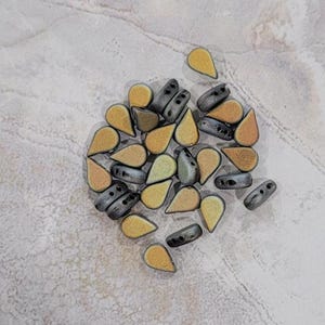 Amos par Puca-kraal, volledig mat Marea, 2 gaten, 30 stuks, 5 x 8 mm