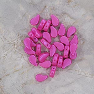 Paisley Duo Bead, Tropical Passion Pink, 2 Hole Glass Beads, (24508), 8x5mm, 30 count