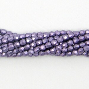 Gesättigte metallische Ballettschuh-Feuerpolitur, 3 mm, lila Feuerpolitur, runde Perle, tschechischer Pressglas, 04B03, 50 g