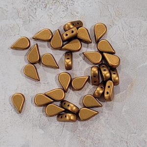 Amos par Puca Bead, Bronze Gold Matte, 2-Hole, 30 count, 5 x 8 mm