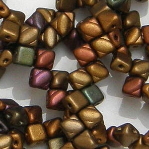 Silky 2 Hole Beads, Crystal Gold Rainbow, (sk5-00030-01620), 5mm, 40 count