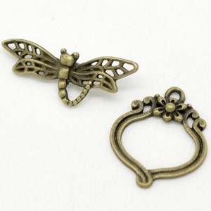 Antique Bronze/Brass Dragonfly & Flower Toggle Clasp CLP-T-AB-1, 4 sets image 1