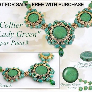 Könnte beinhalten: Eine grüne und goldene Perlenkette mit einem großen grünen Steinanhänger. Die Kette ist mit "Collier "Lady Green" par Puca®" beschriftet.