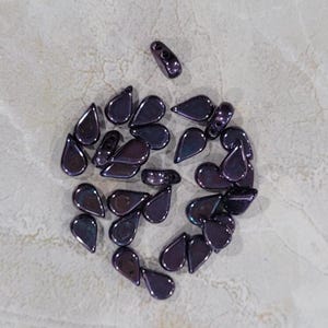 Perle Amos par Puca, nébuleuse du Jet, 2 trous, 30 unités, 5 x 8 mm. (23980-15001)