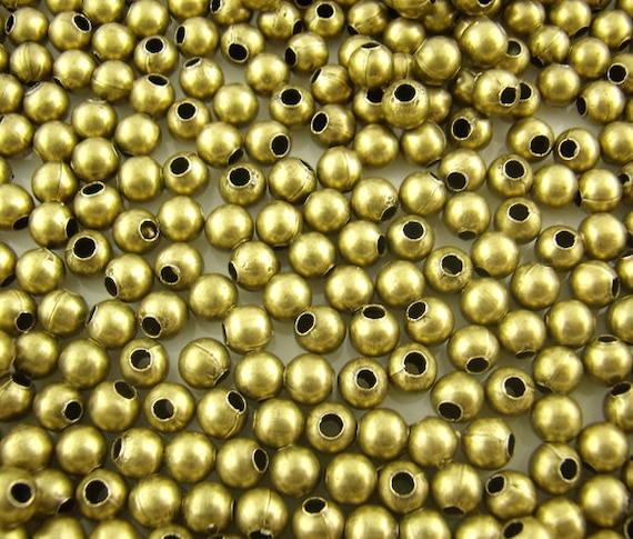 Beebeecraft 1 Scatola 160 Pezzi Perline Tonde Stile Opaco Ottone Placcato Oro 18K 4 Dimensioni Perline Sfere Distanziatrici Perline Sfuse Dorate Opache con Foro Grande per Creazione di Gioielli