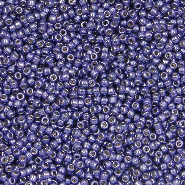 PermaFinish Galvanized Metallic Polaris (Purple) Toho Seed Beads, Toho 11/o, (PF567),10 grammes