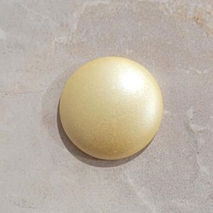 Cabochon par Puca® - Paris Bead, Pastel Cream, 18mm diameter, Puca Cabochon, Czech Bead, (02010-25039)