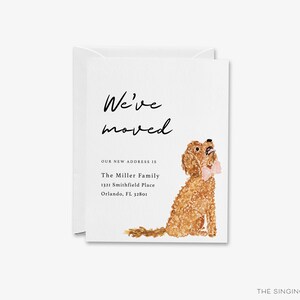 Gouden doodle bewegende aankondiging | Adreswijziging briefkaart | Weve Moved-kaart | We zijn verhuisd | Aquarel hond in beweging | Hondenliefhebber Nieuw huis