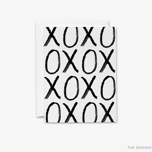 Cartão de felicitações XOXO preto e branco | Cartões em branco Hugs + Kisses | Agradecimento moderno | Notas de coração | Dia dos namorados minimalista | Nota de amor simples e chique