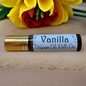 VANILLA Perfume Roll On Oil Handmade Vegan -10ml Sweet classic vanilla that brings back the childhood memories & ice cream trucks
