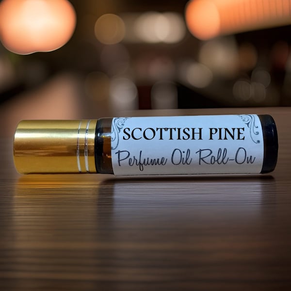 SCOTTISH PINE scented perfume roll-on Oil 10ml warm earthy scent- hints of apples, peaches mixed with balsam fir, spruce & cedar