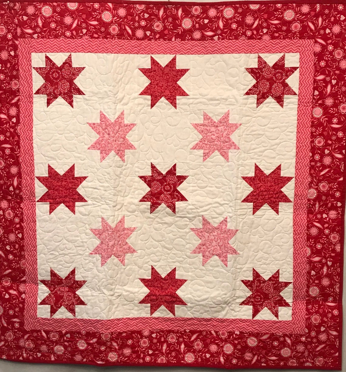 Red Star quilt 40x40 Etsy