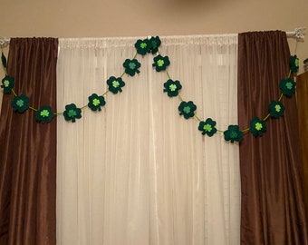 St. Patrick's Day Garland - Shamrocks Double Your Luck