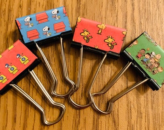 Peanuts set of 4 medium clips - 9.00 per set