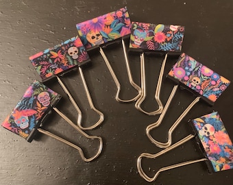 Vibrant skulls medium binder clips (Sept 2024)