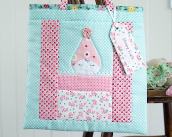 Sleepy Suzie Patchwork Block & Carry Bag Tutorial (PDF Pattern)