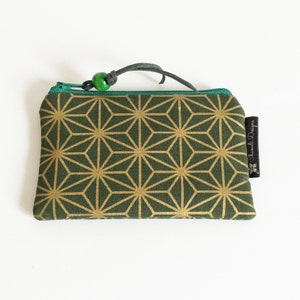 Handgefertigte Brieftasche mit grün-goldenem Asanoha-Muster - Perfekt für Karten, Münzen, Schminke und mehr! Tragen Sie Ihre Essentials mit Stil!