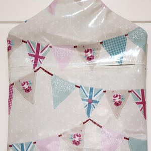 Bunting Peg bag,peg storage,oilcloth peg bag,peg storage,clothes peg holder,clothes pin bag, bunting oilcloth peg bag