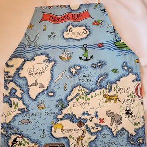 Tier Schatzkarte Kinderschürze / Pinny / Kleinkind Schürze / Overall / Kinderschürze