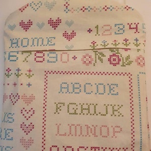 Peg bag,peg storage,oilcloth peg bag,peg storage,clothes peg holder,clothes pin bag, home sweet home oilcloth peg bag