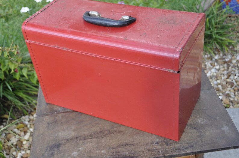 Older Craftsman Two Drawer Tool Box