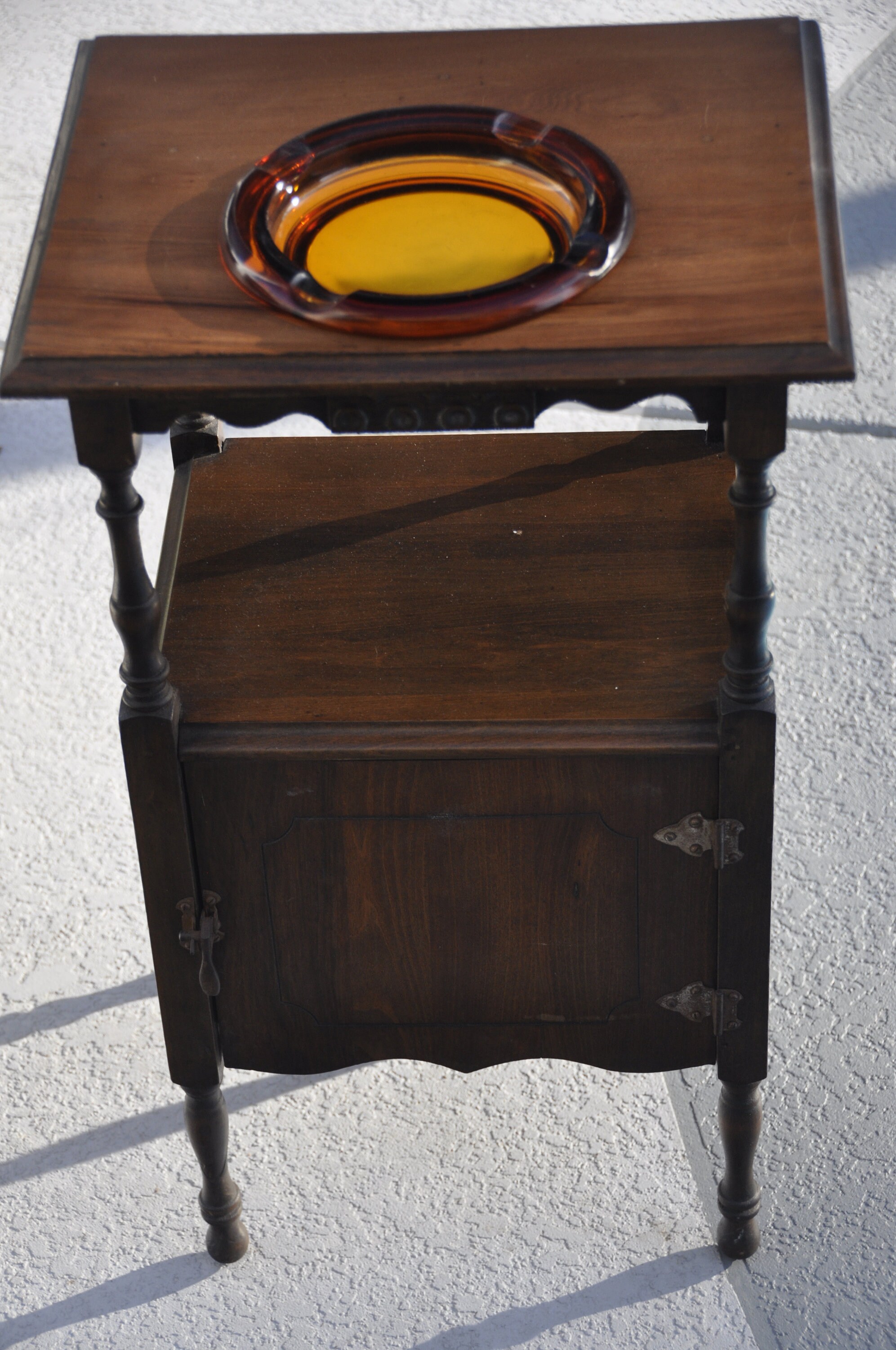 Antique smokers side table deals