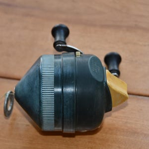 Vtg Zebco .38 / 357 Bullet Fishing Reel / in Package - Etsy