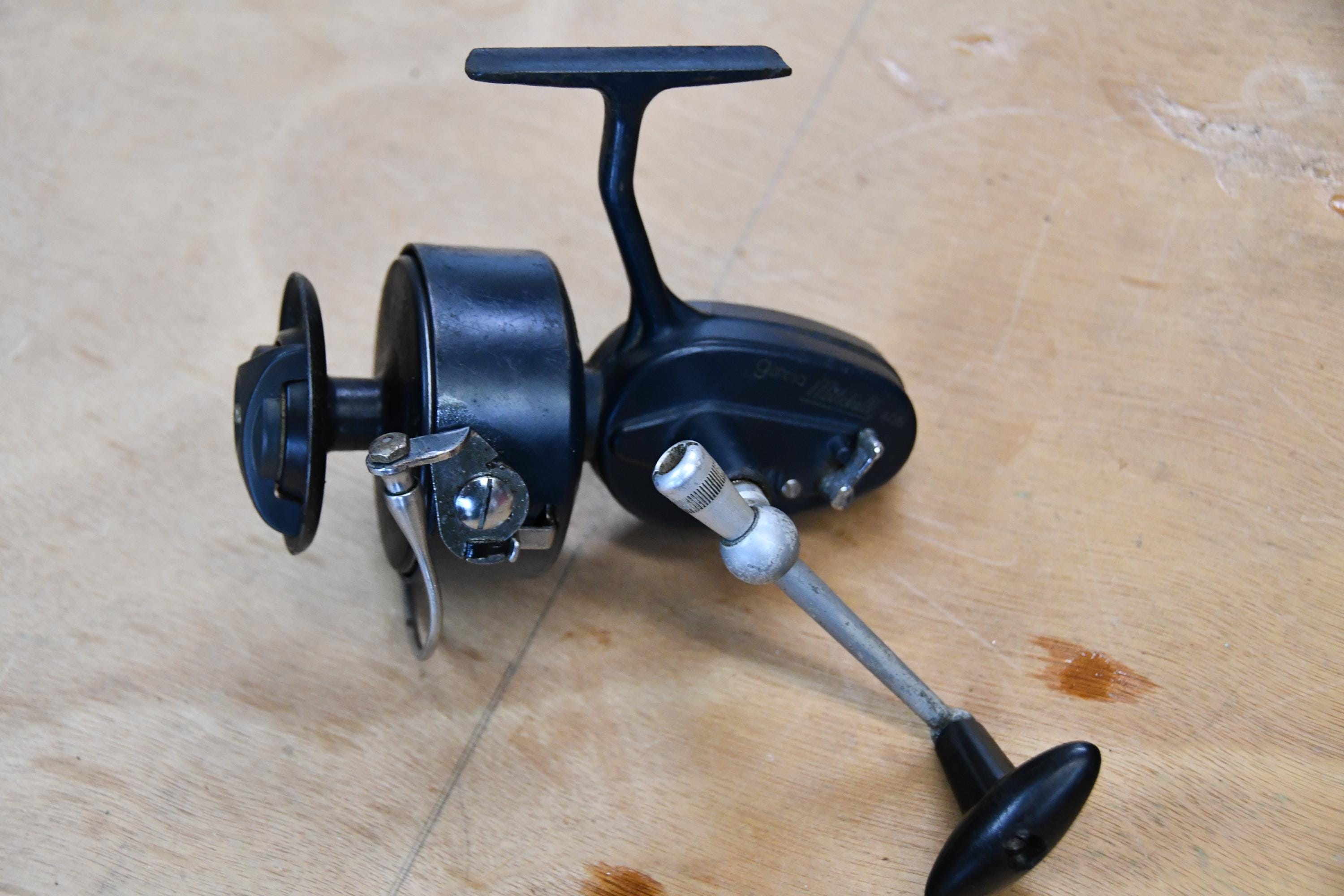 thumbnail image 2 of Vintage Garcia Mitchell 407 Spinning Reel Handle – New Old Stock 2 of 6