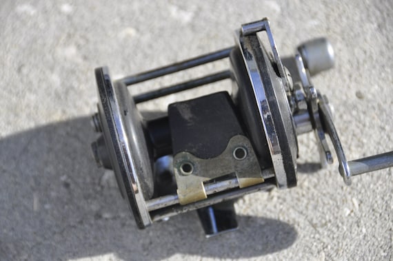 coarse fishing reel sizes Spinning Reel sizes explained: What the numbers mean- and why they matter. Reel  size = spool size & capacity Affects line strength, drag, and balance  Bigger isn't always better 1000 size reel: