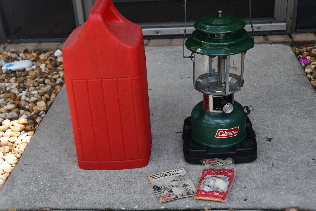 Coleman classic lantern 635B700J ケース付き コールマン ランタン635B700J ケース付き