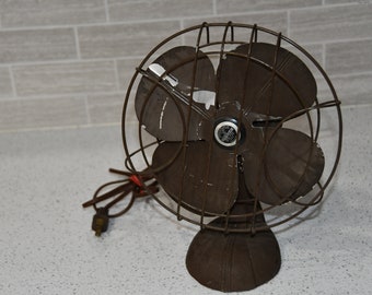 Vintage Handy Breeze Electric Fan