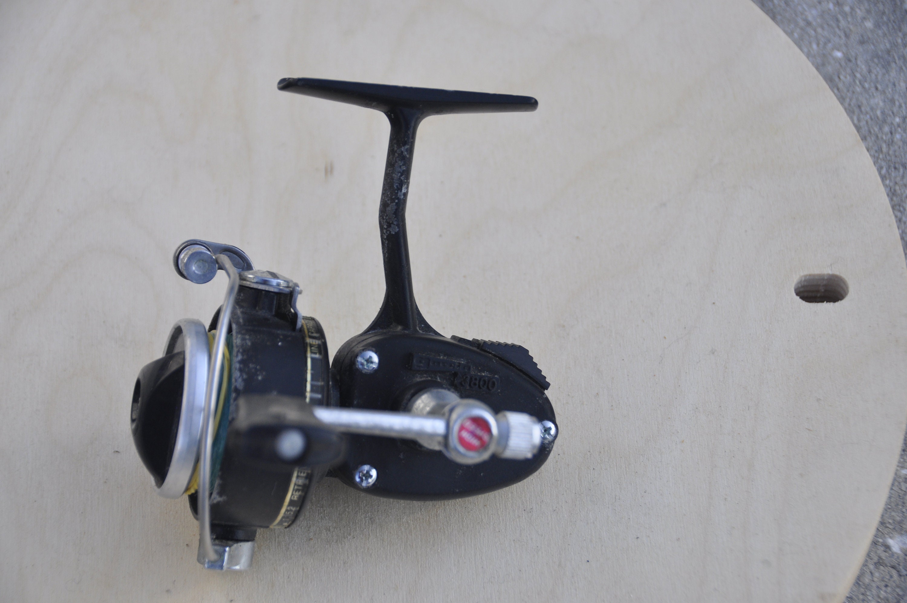 Vintage Garcia 3800 Spinning Reel 