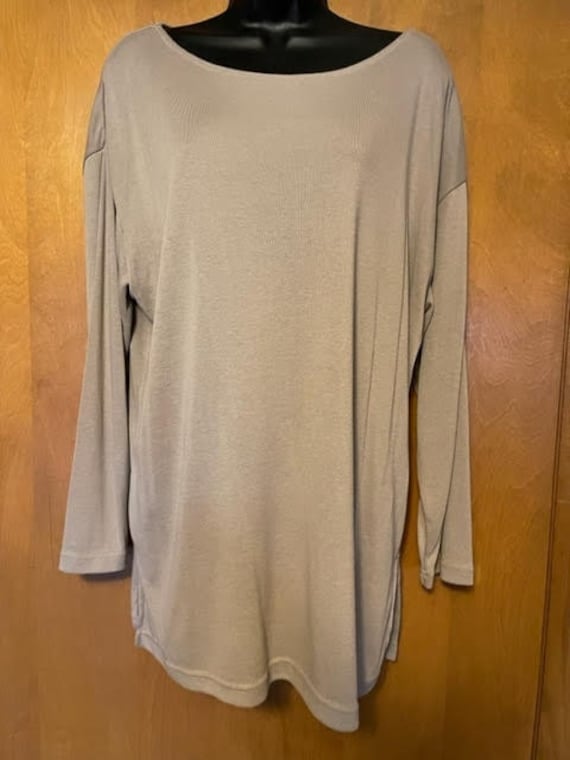 EXPRESS Tricot Long Sleeved Beige Tunic Top In Med