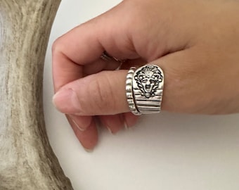 1885 Bacchus Sterling Silver God of Wine Wrap Around Spoon Ring made by Gorham