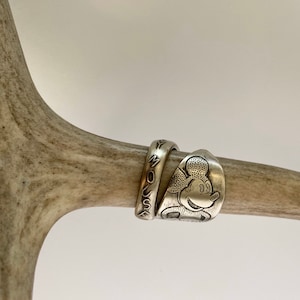 Mickey Mouse novelty antique wrap around spoon ring