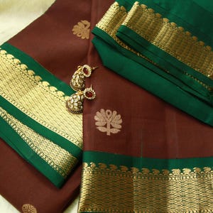 Coffee Brown Kanjeevaram Silk Saree: Green & Golden Zari Pallu - Silk Mark Certified